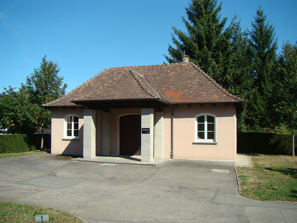 Ehrenhalle Friedhof Heilbronn Frankenbach